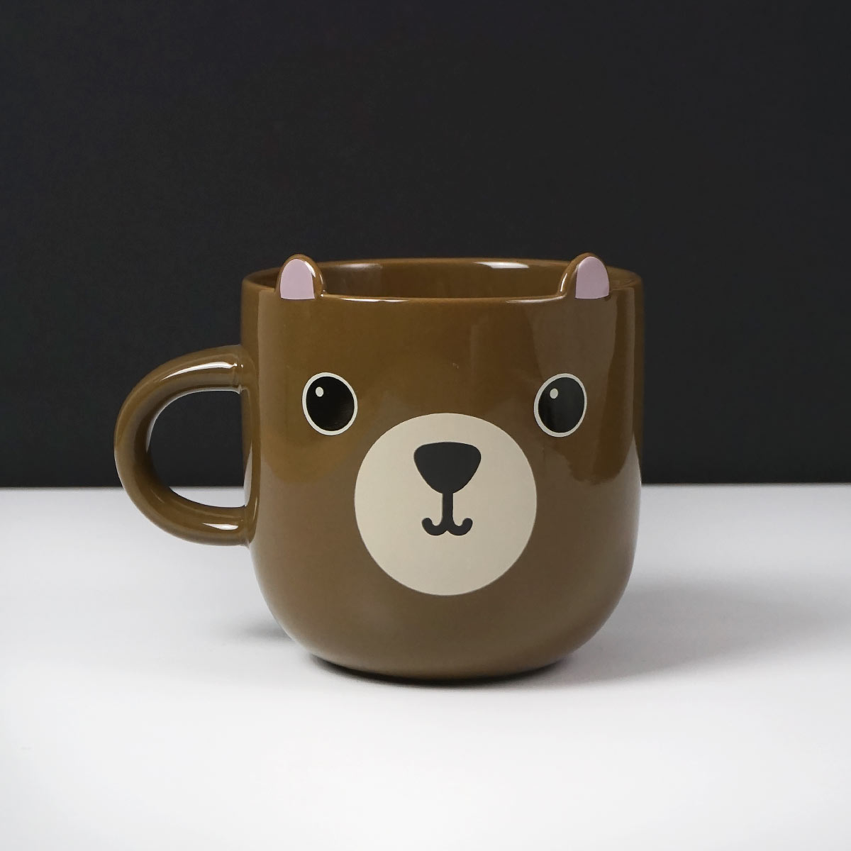 Taza oso marrón
